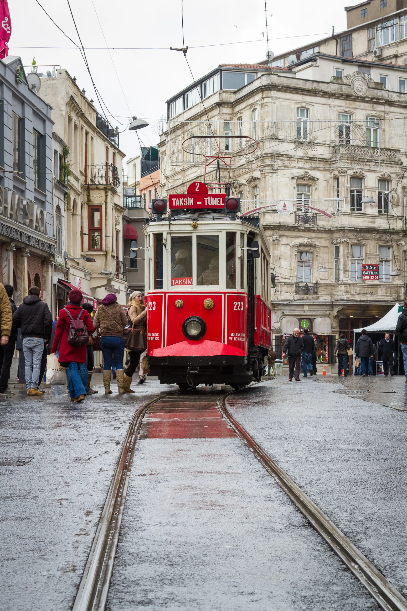 Tourist Tram, Istiklal Caddesi
