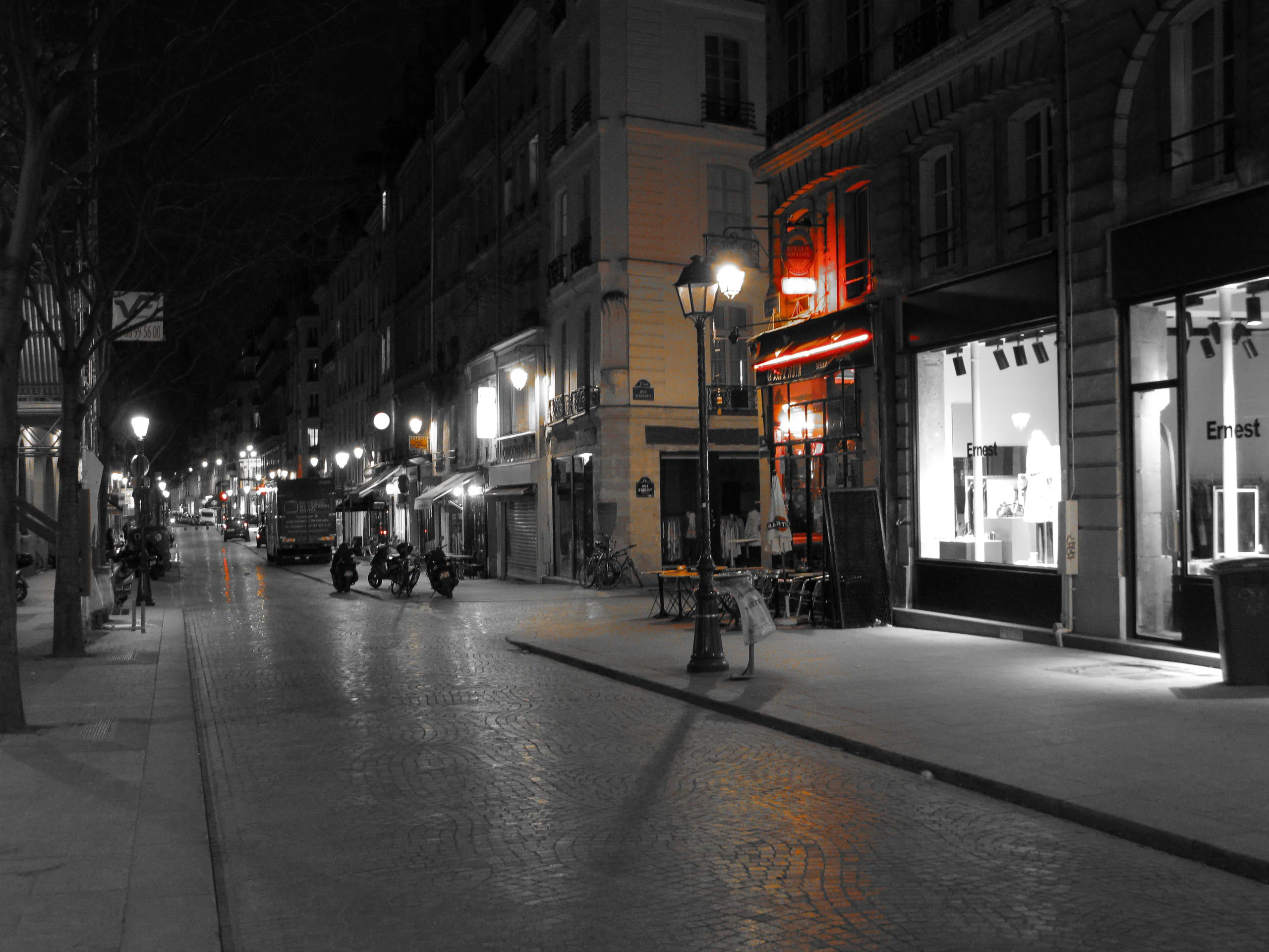 Rue Montmartre, Paris