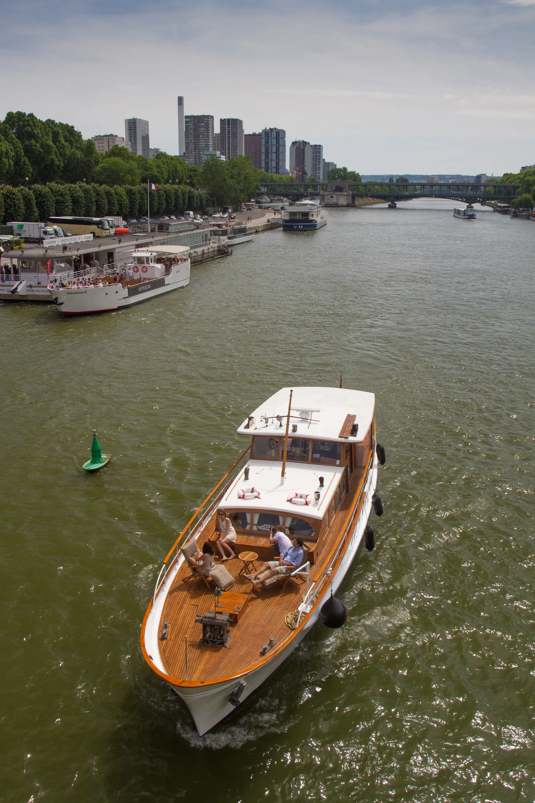 Pleasure Boat Cruise on the Seine