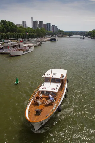 Pleasure Boat Cruise on the Seine