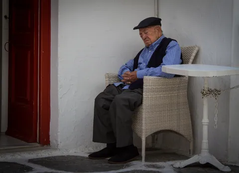 Nap time, Mykonos Town