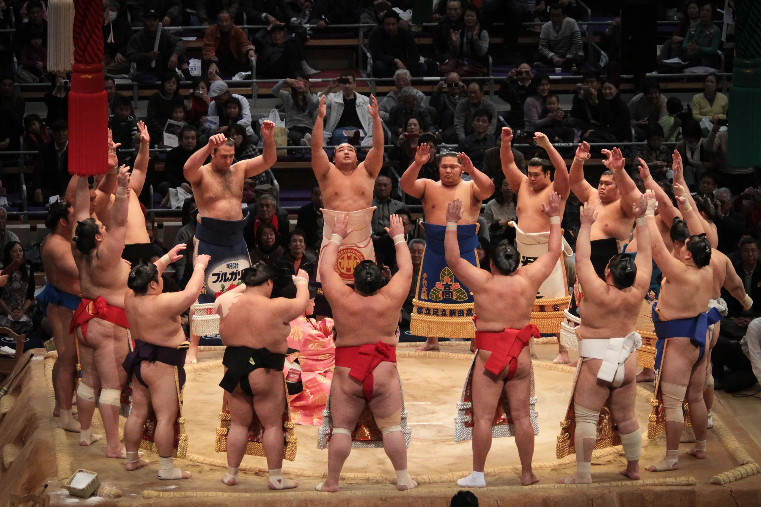 Entrance of the Maku-uchi Rikishi, Fukuoka Kokusai