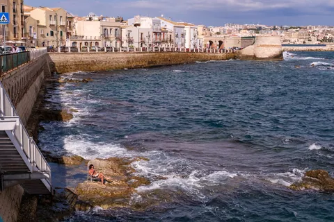 A spot for reading, Ortigia
