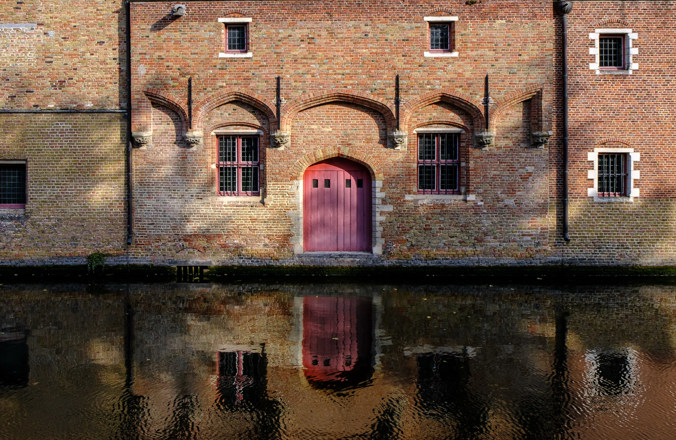 The Red Door, Bruges