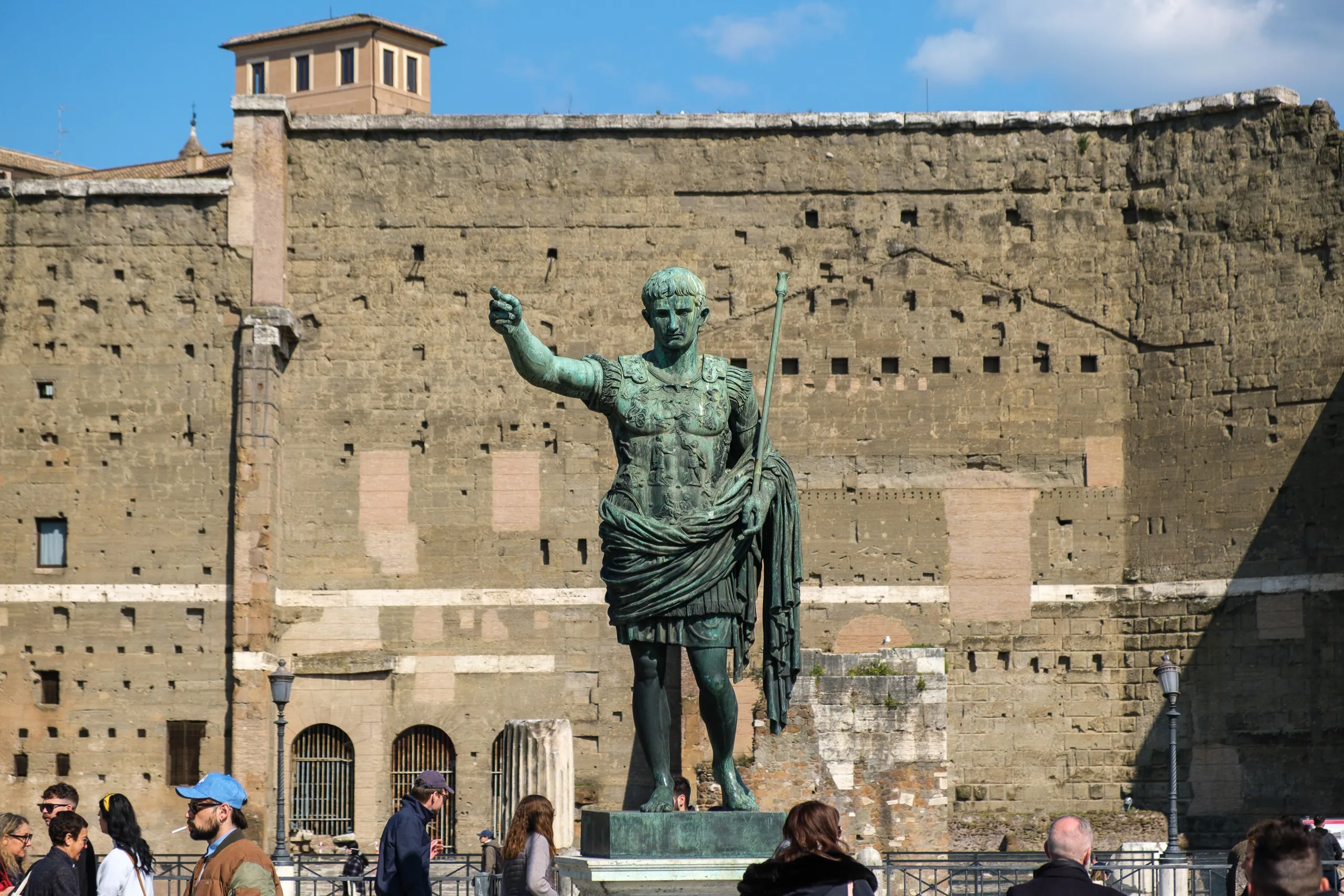 Statue of Caesar Augustus, Via dei Fori Imperioli