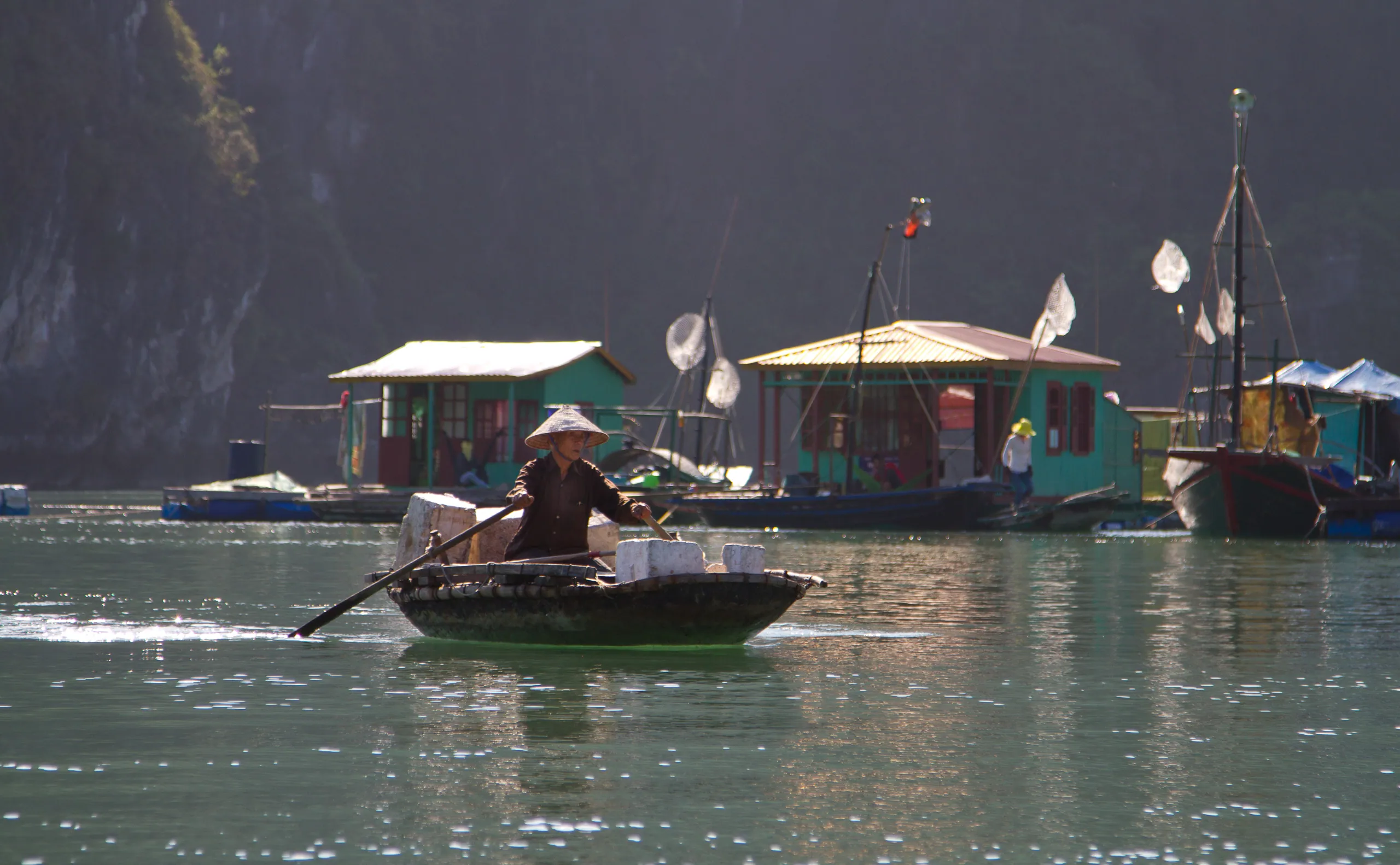 Vong Vieng floating fishing village, Ha Long Bay