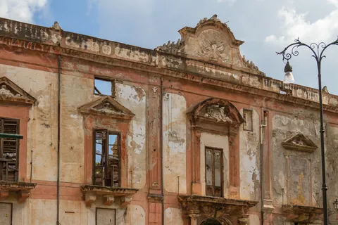 Decrepit House, Palermo