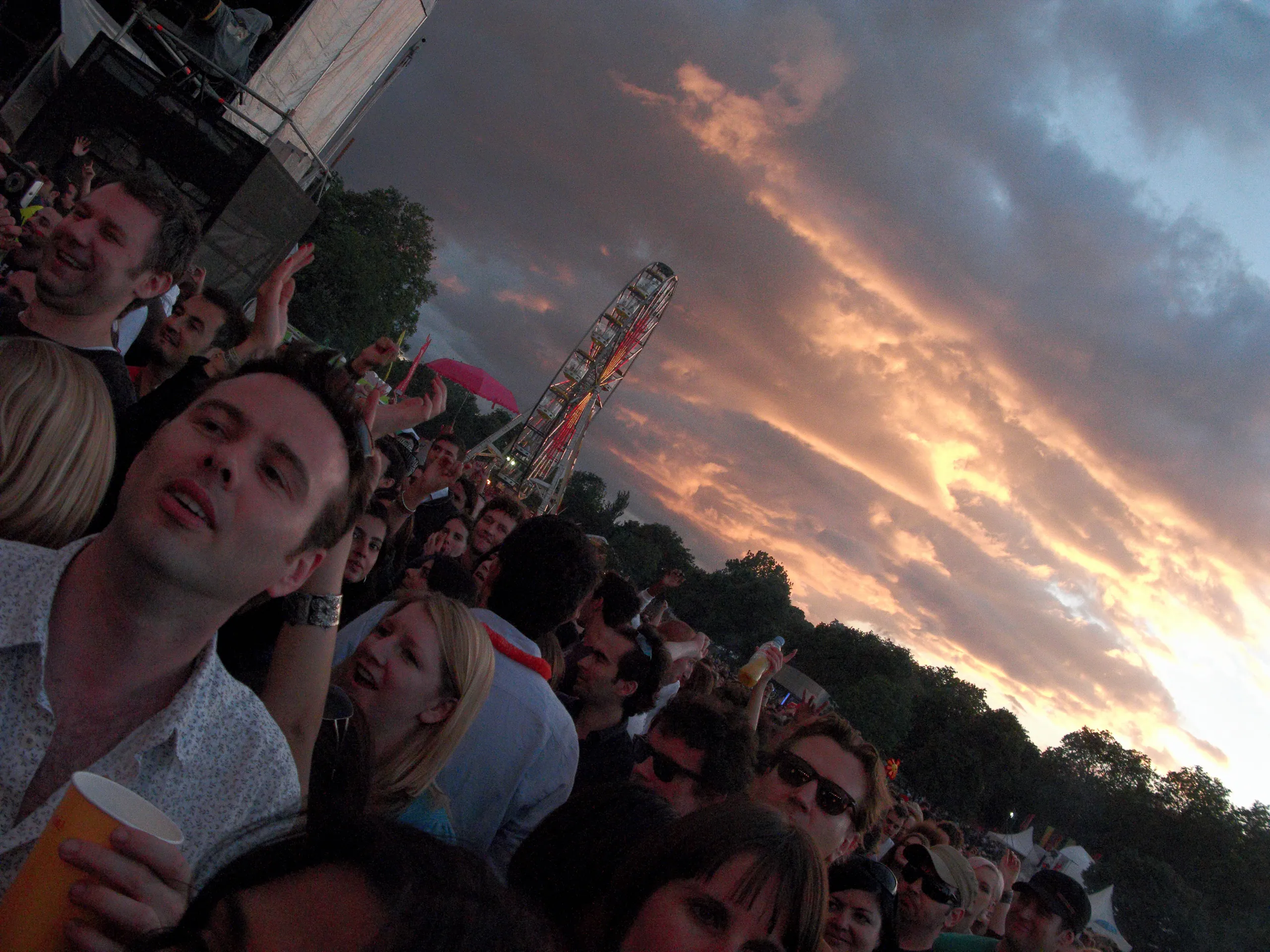 Sun Sets on Lovebox Weekender