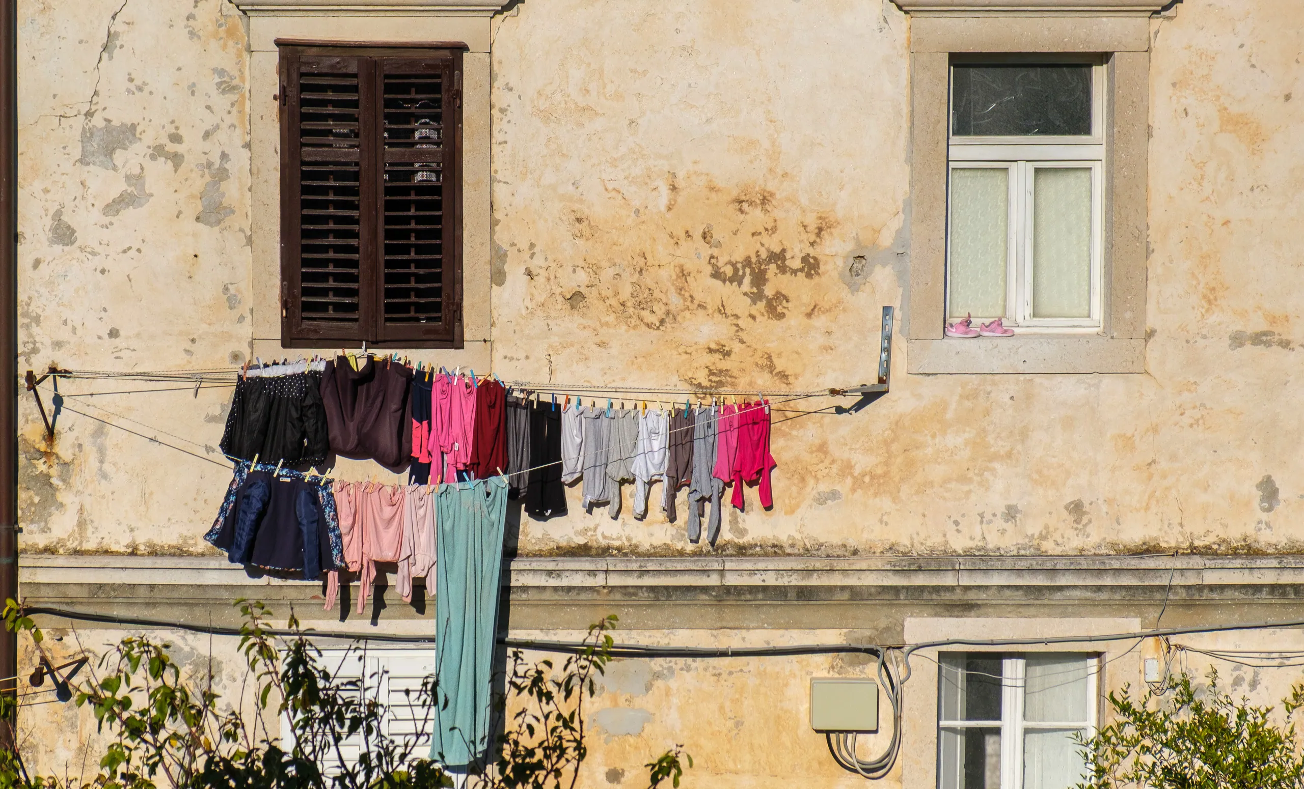 Hanging laundry, Old Town